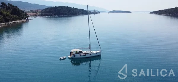 Bavaria 41 Cruiser - Yacht Charter Sailica