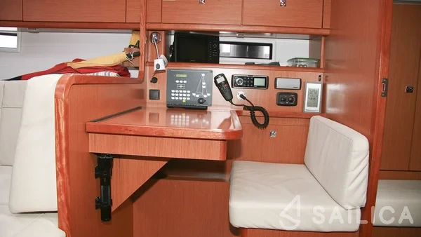 Bavaria 41 Cruiser - Yacht Charter Sailica