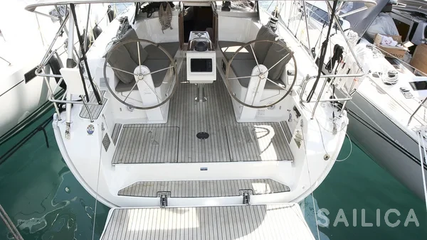 Bavaria 41 Cruiser - Yacht Charter Sailica
