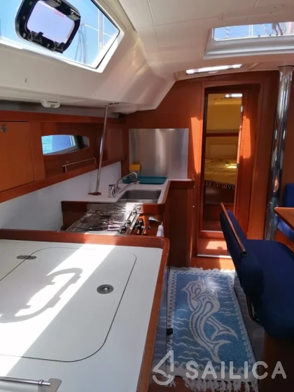 Oceanis 46 - Yacht Charter Sailica