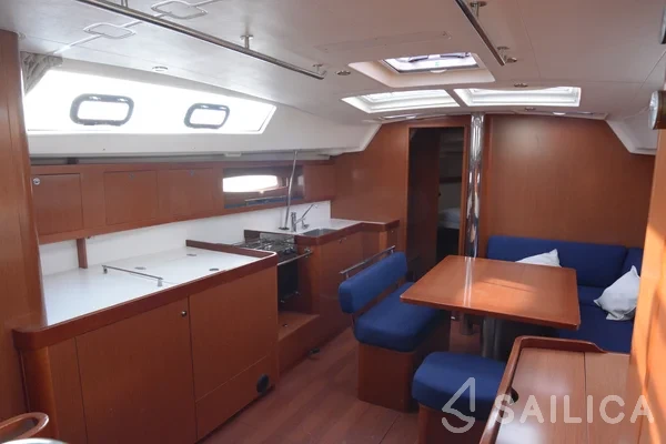 Oceanis 46 - Yacht Charter Sailica