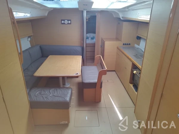 Dufour 430 - Yacht Charter Sailica