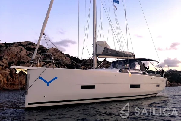Dufour 430 - Yacht Charter Sailica