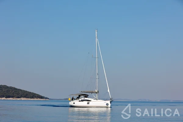 Elan 40 Impression - Yacht Charter Sailica