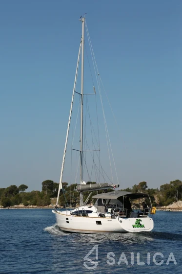 Elan 40 Impression - Yacht Charter Sailica