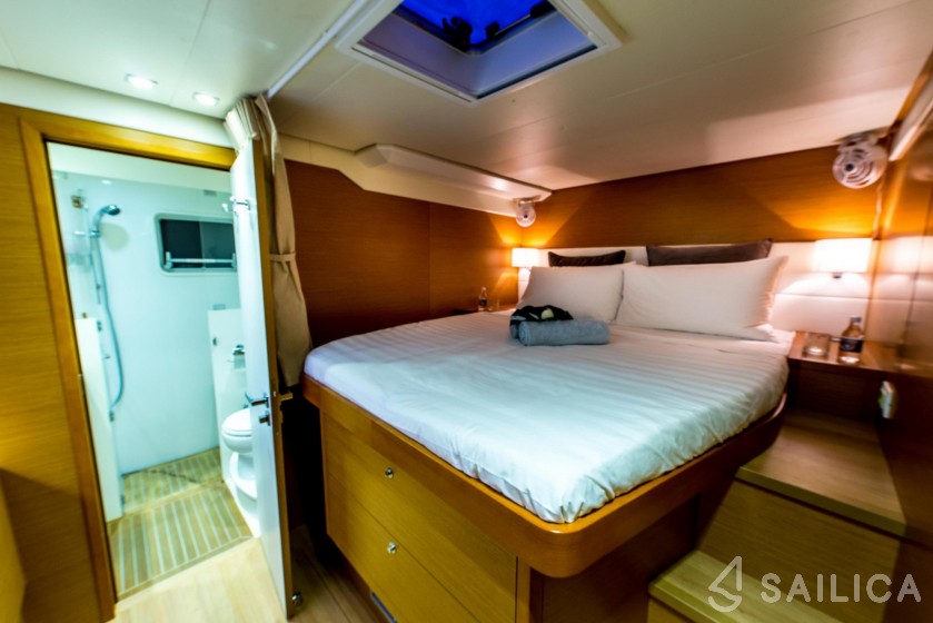 Lagoon 620 - Yacht Charter Sailica