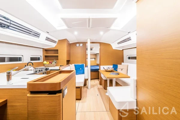 Sun Odyssey 410 - Yacht Charter Sailica