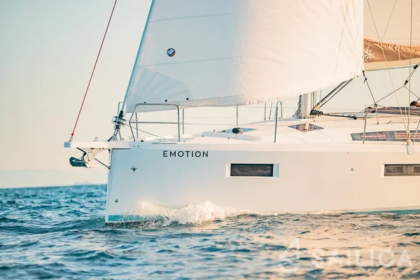 Sun Odyssey 410 - Yacht Charter Sailica