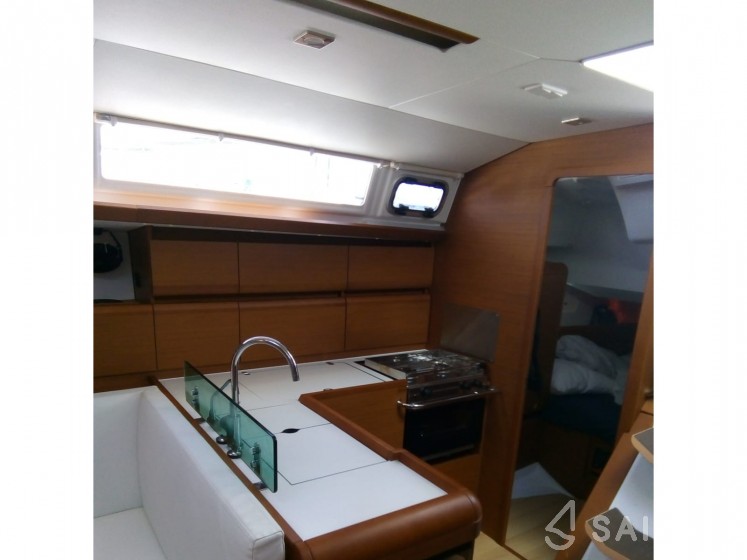 Sun Odyssey 449 - Yacht Charter Sailica