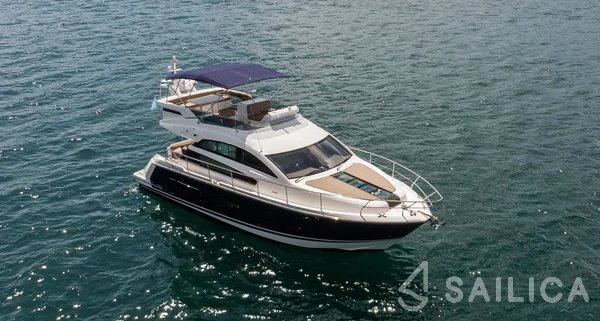 Fairline Squadron 42 - Yacht Charter Sailica