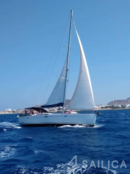 Oceanis 54 - Yacht Charter Sailica