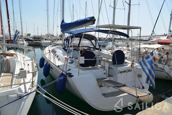 Oceanis 54 - Yacht Charter Sailica
