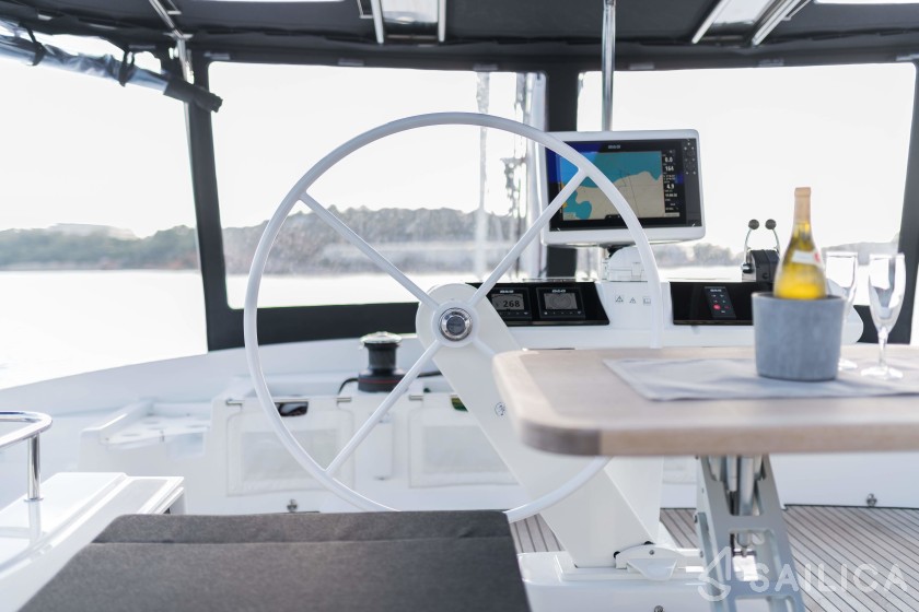 Lagoon 52 - Yacht Charter Sailica
