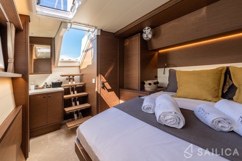 Lagoon 52 - Yacht Charter Sailica