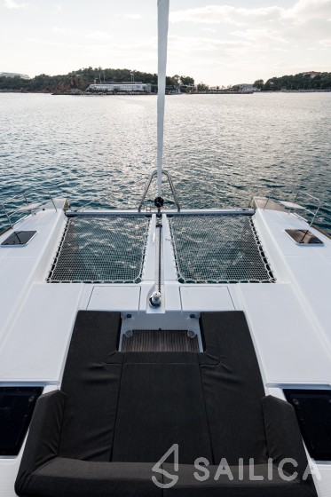 Lagoon 52 - Yacht Charter Sailica