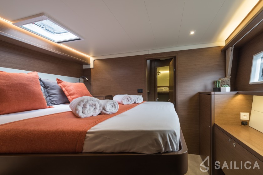 Lagoon 52 - Yacht Charter Sailica