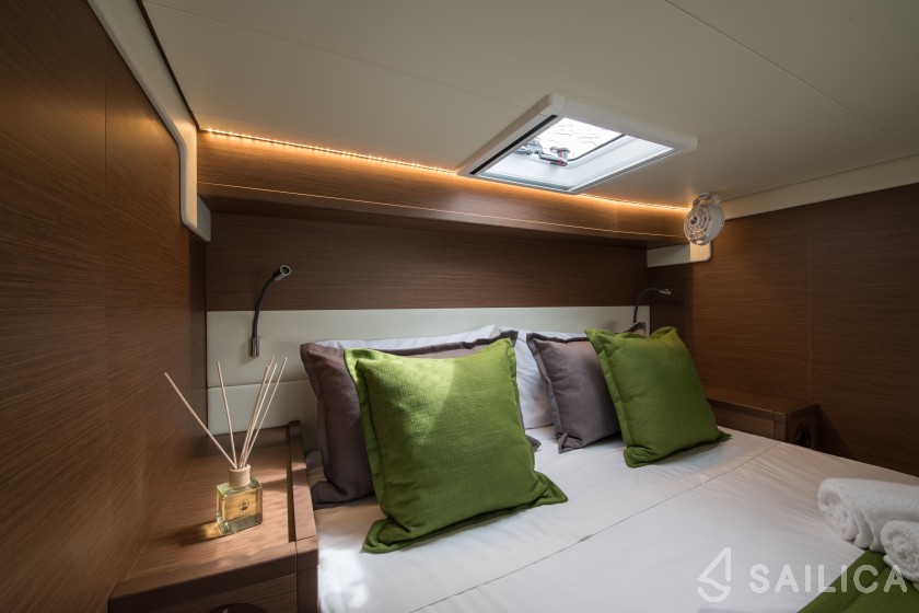 Lagoon 52 - Yacht Charter Sailica