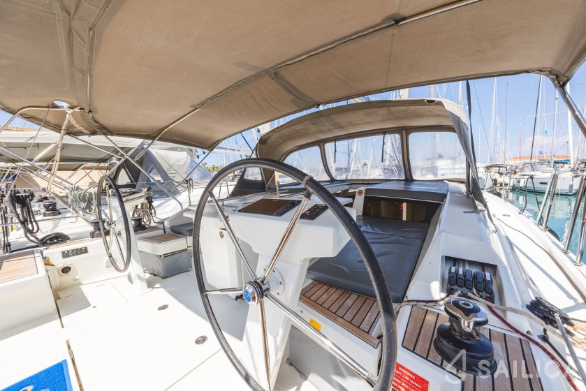 Oceanis 46.1 - Yacht Charter Sailica