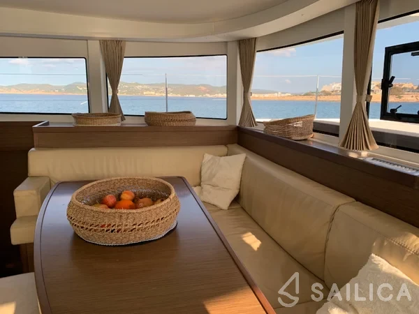 Lagoon 42 - Yacht Charter Sailica
