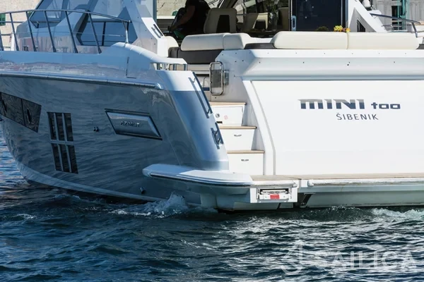 Azimut 55 - Yacht Charter Sailica