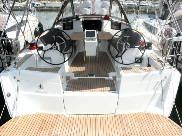 Sun Odyssey 389 - Yacht Charter Sailica