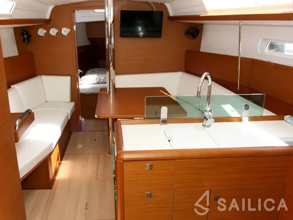 Sun Odyssey 389 - Yacht Charter Sailica