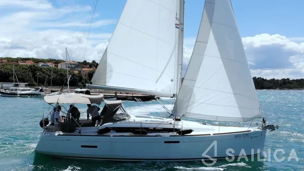Sun Odyssey 389 - Yacht Charter Sailica