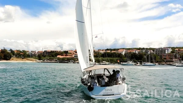 Sun Odyssey 389 - Yacht Charter Sailica
