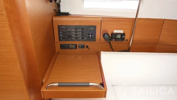 Sun Odyssey 389 - Yacht Charter Sailica