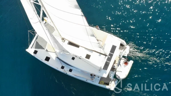 Lucia 40 - Yacht Charter Sailica