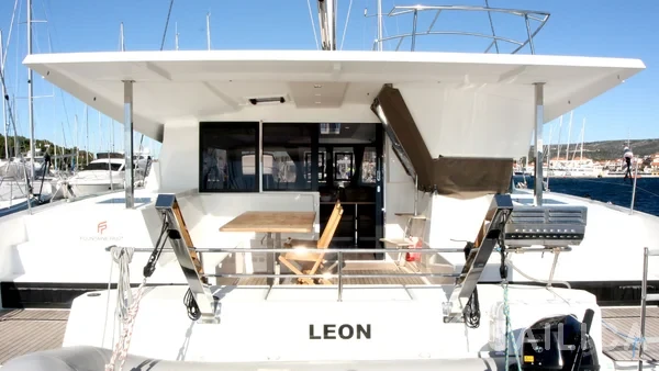 Lucia 40 - Yacht Charter Sailica