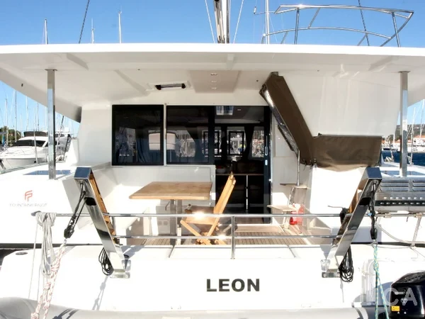 Lucia 40 - Yacht Charter Sailica