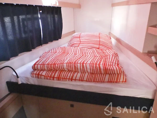 Lucia 40 - Yacht Charter Sailica