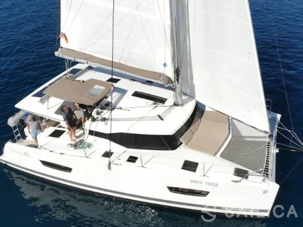 Lucia 40 - Yacht Charter Sailica
