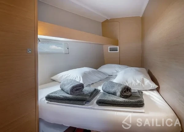 Dufour 460 GL - Yacht Charter Sailica