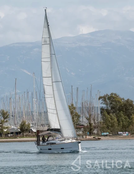 Dufour 460 GL - Yacht Charter Sailica