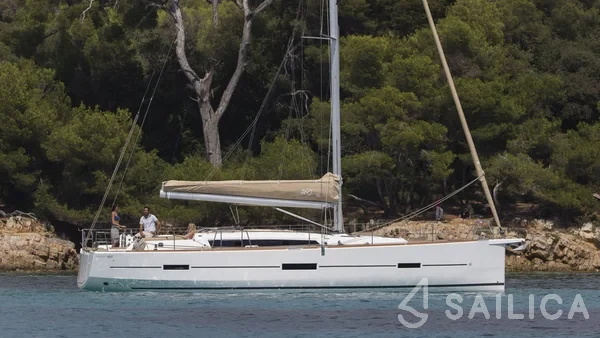 Dufour 460 GL - Yacht Charter Sailica