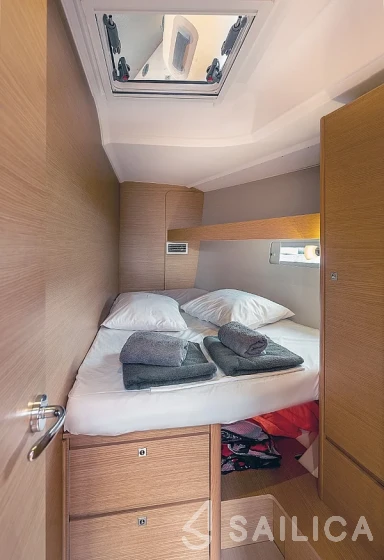 Dufour 460 GL - Yacht Charter Sailica