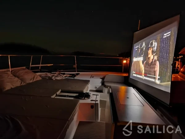 Bali 5.4. - Yacht Charter Sailica