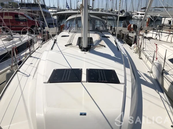 Bavaria 46 Cruiser - Yacht Charter Sailica