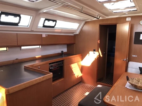 Bavaria 46 Cruiser - Yacht Charter Sailica