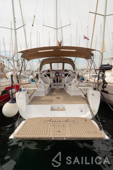 Elan 40 Impression - Yacht Charter Sailica