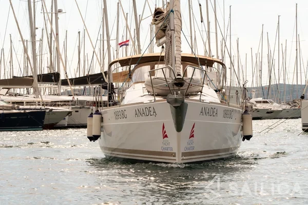 Elan 40 Impression - Yacht Charter Sailica