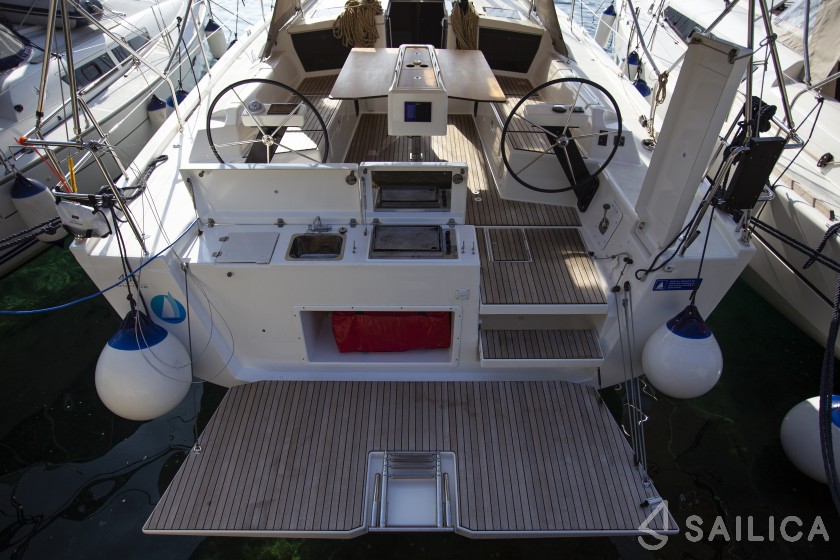 Dufour 430 - Yacht Charter Sailica