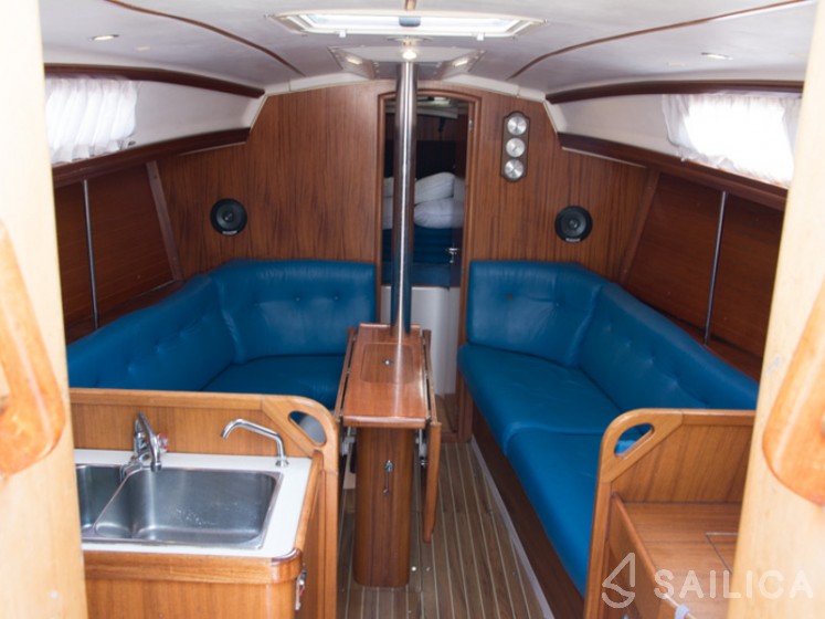 Elan 333 - Yacht Charter Sailica