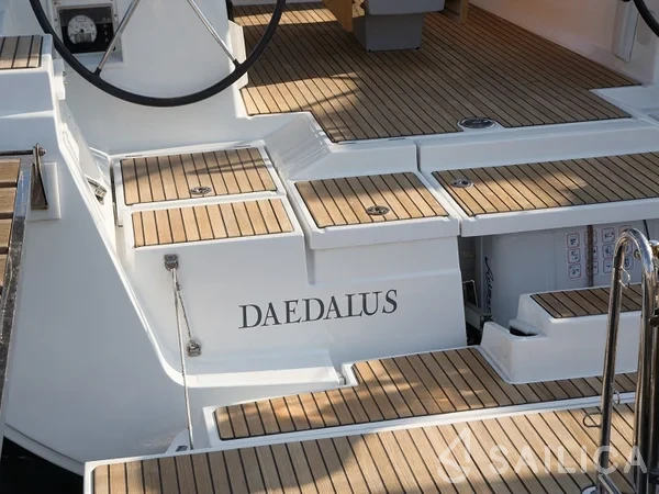 Oceanis 45 - Yacht Charter Sailica