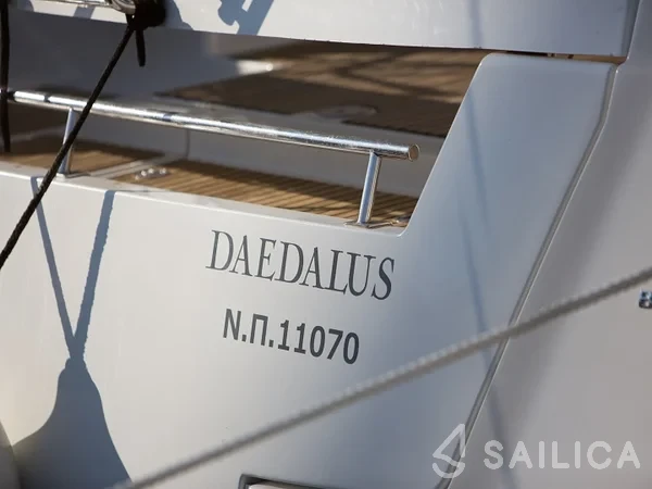 Oceanis 45 - Yacht Charter Sailica