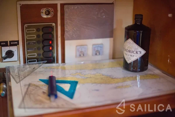 Leut - Yacht Charter Sailica