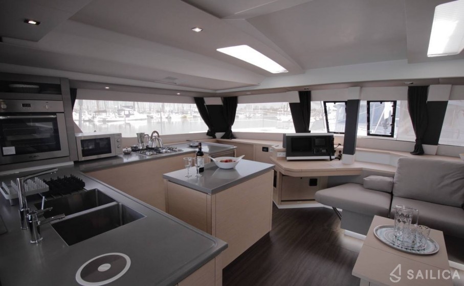 Saba 50 - Yacht Charter Sailica