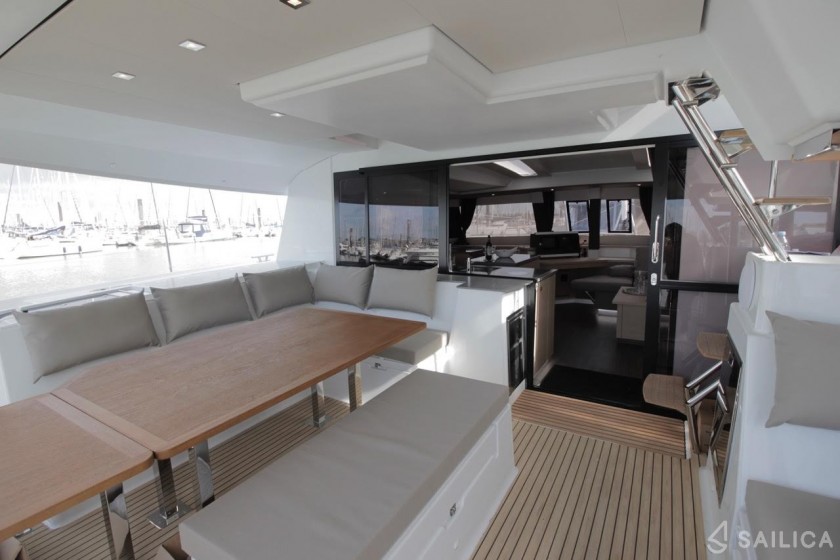 Saba 50 - Yacht Charter Sailica